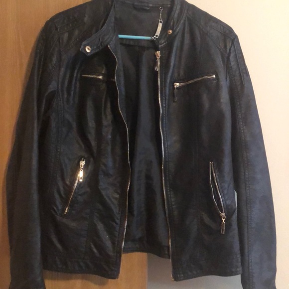 Leather Jackets - Picture 3 of 4